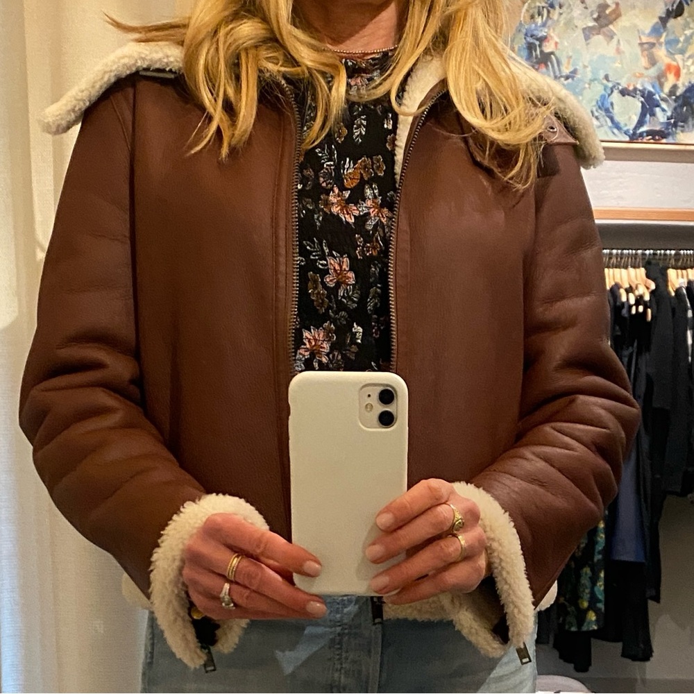 Theory Sedona Relax Shearling Moto Lamb's Leather Wide Collar Zip-Up Jacket - Picture 5 of 9